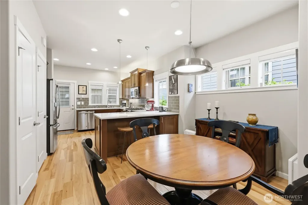 1720 NE Nutkana Way Poulsbo WA 98370