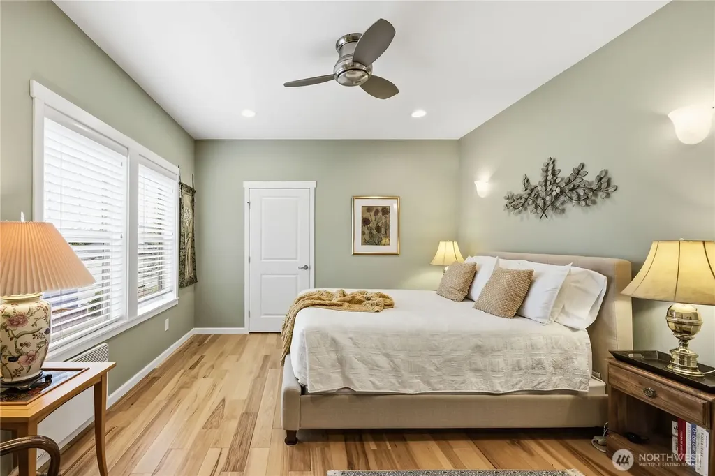 1720 NE Nutkana Way Poulsbo WA 98370