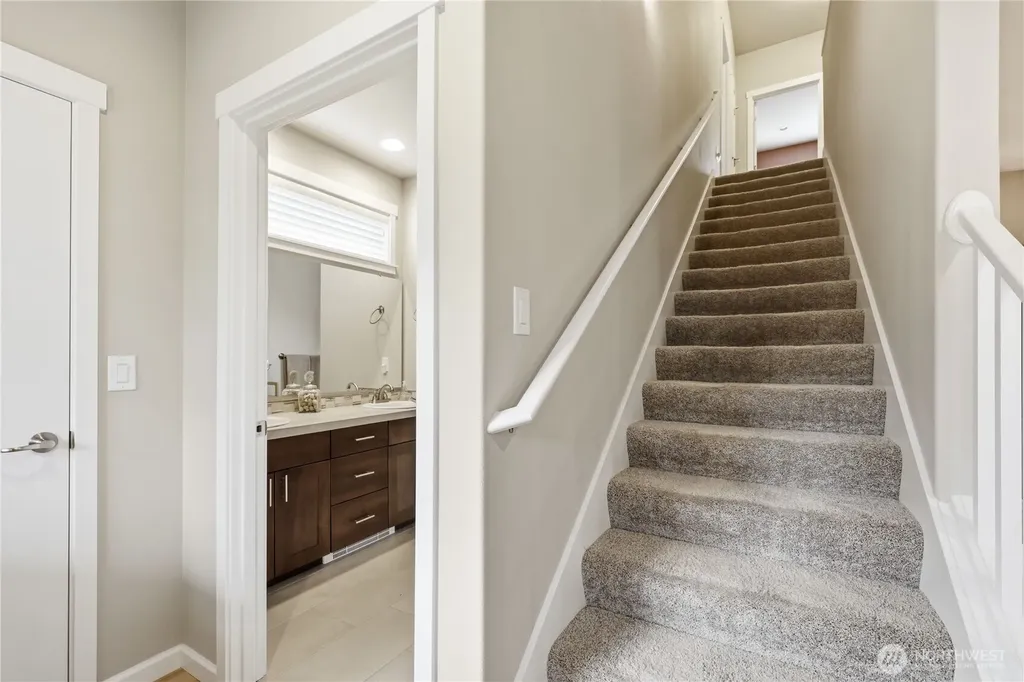 1720 NE Nutkana Way Poulsbo WA 98370