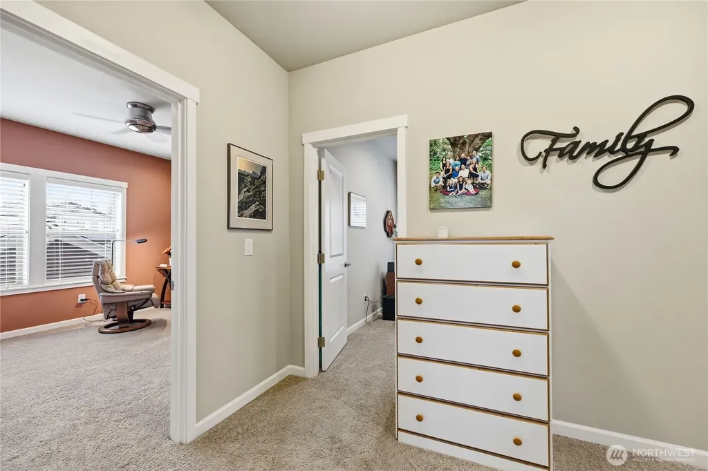 1720 NE Nutkana Way Poulsbo WA 98370