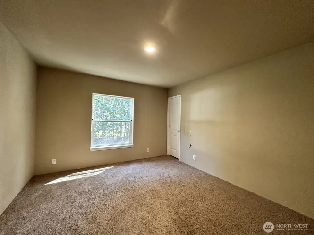 21 E Eastlake Drive Shelton WA 98584