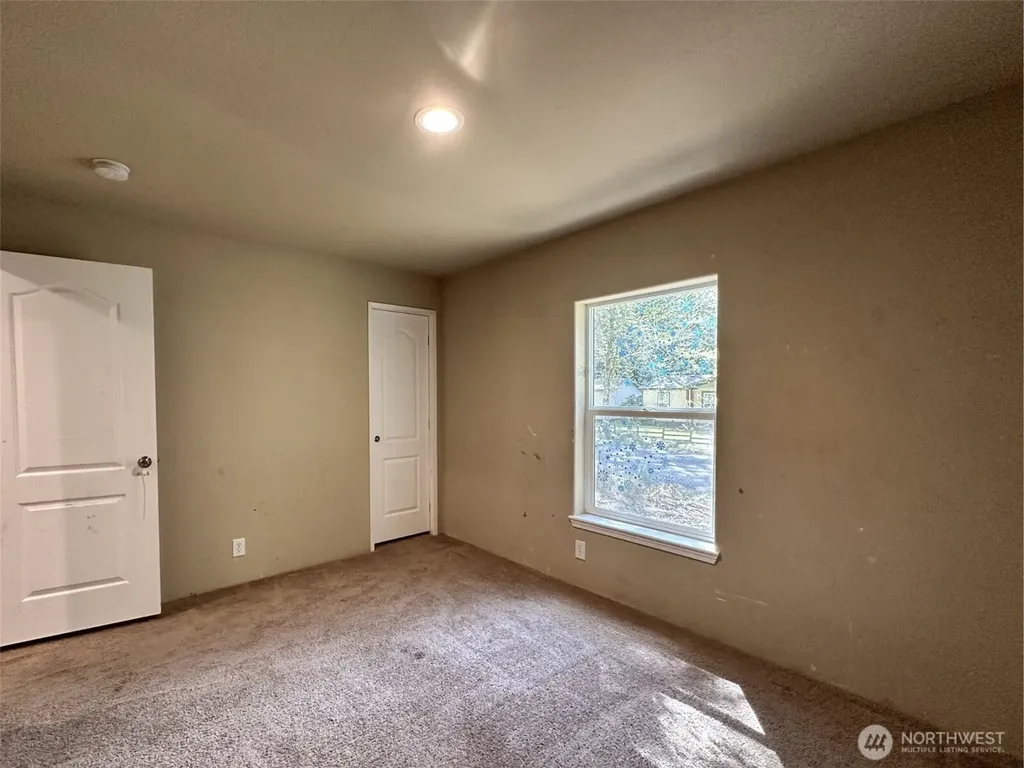 21 E Eastlake Drive Shelton WA 98584