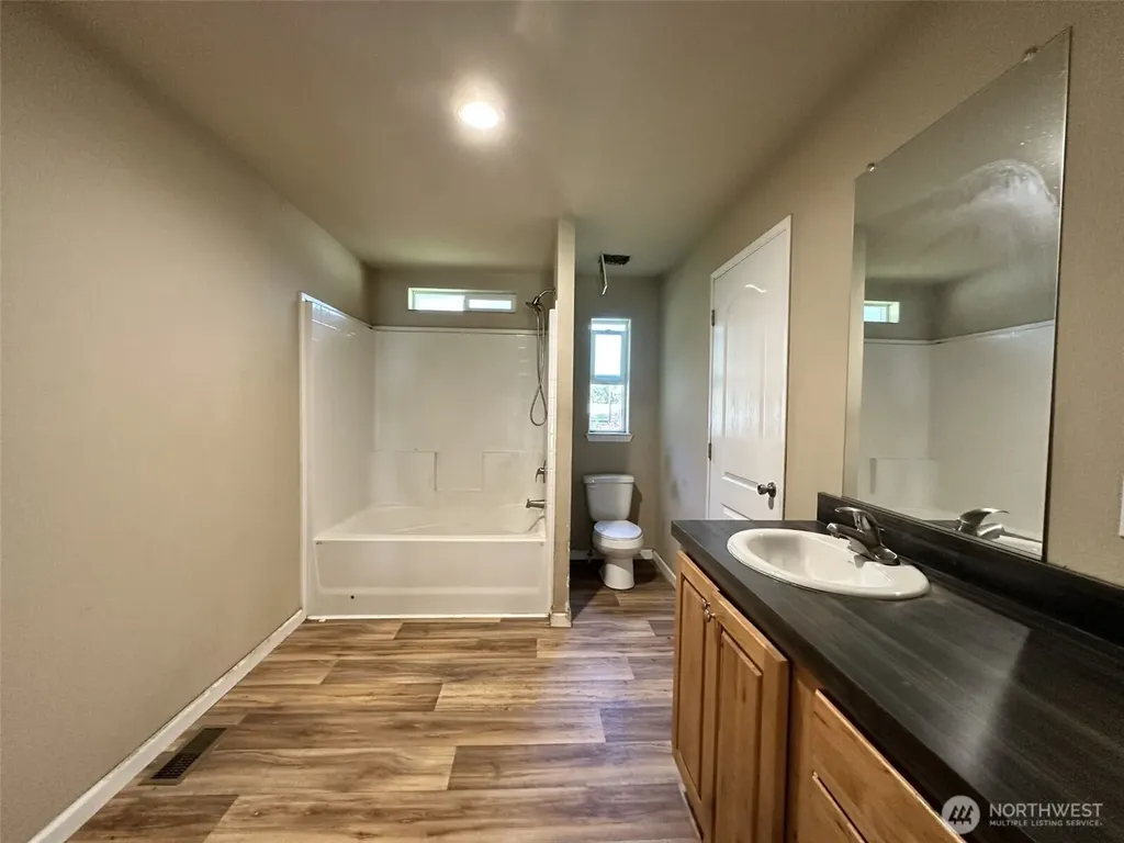21 E Eastlake Drive Shelton WA 98584