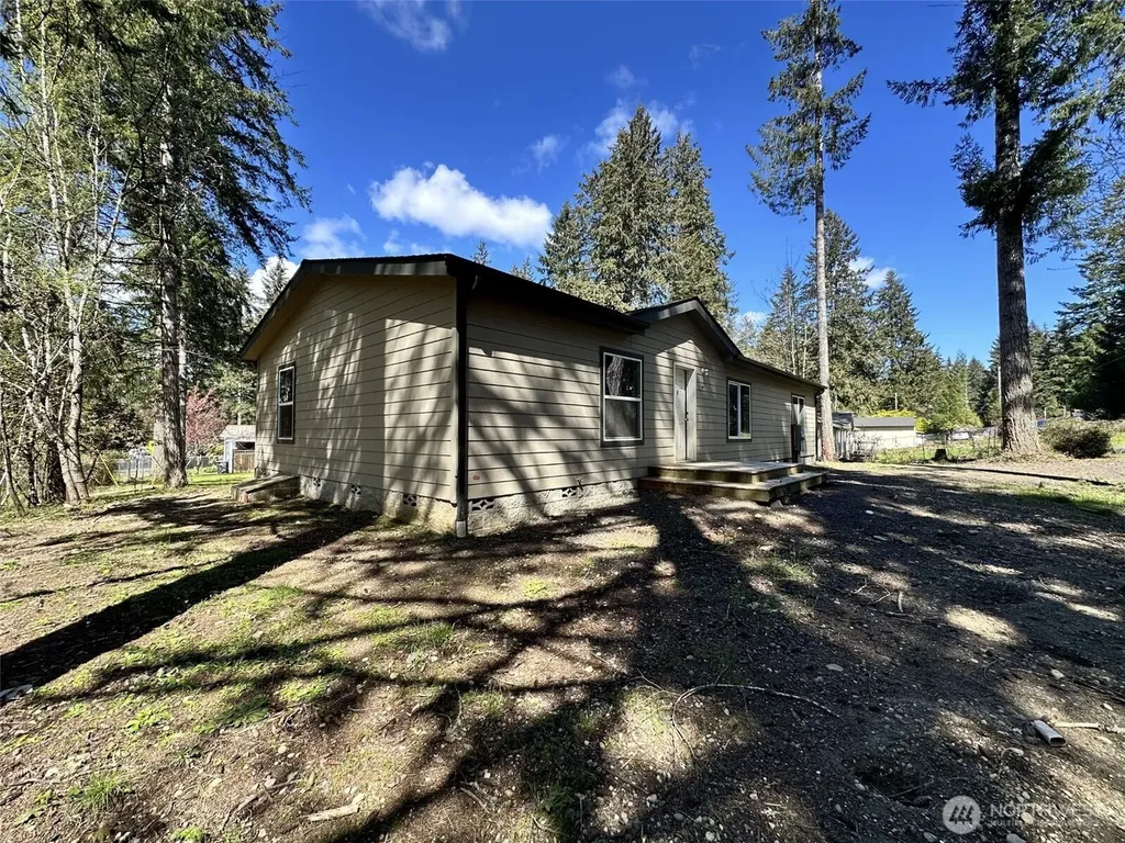 21 E Eastlake Drive Shelton WA 98584