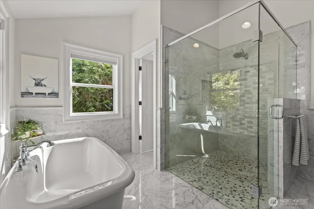 1723 N 128th Street Seattle WA 98133