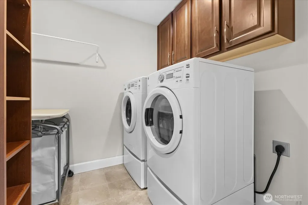 20048 94th Drive NE Bothell WA 98011