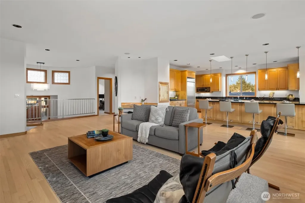 227 8th Avenue Kirkland WA 98033