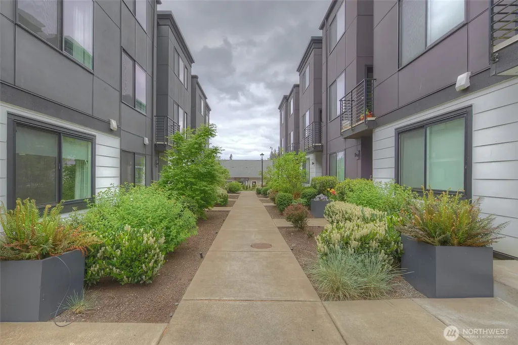 18723 76th Avenue W Lynnwood WA 98037