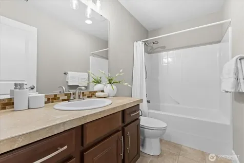 20048 94th Drive NE Bothell WA 98011