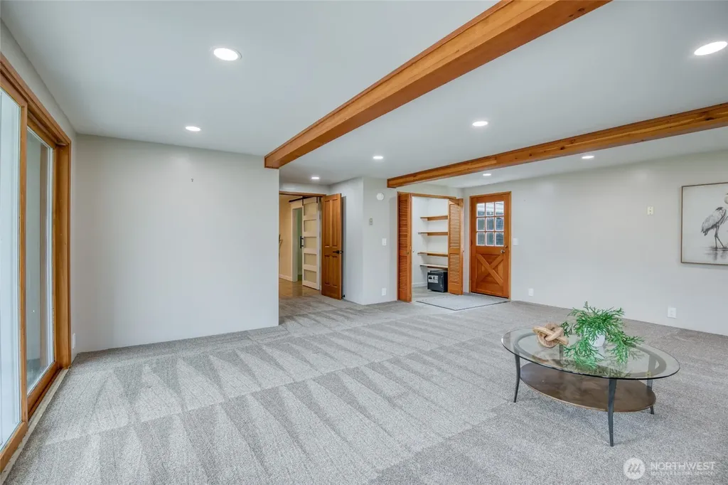 912 W Simpson Avenue Montesano WA 98563