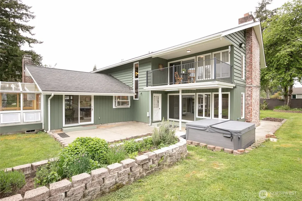 912 W Simpson Avenue Montesano WA 98563
