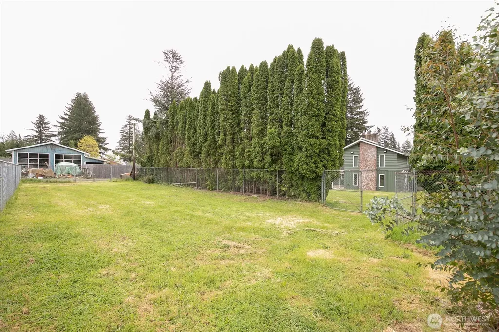 912 W Simpson Avenue Montesano WA 98563