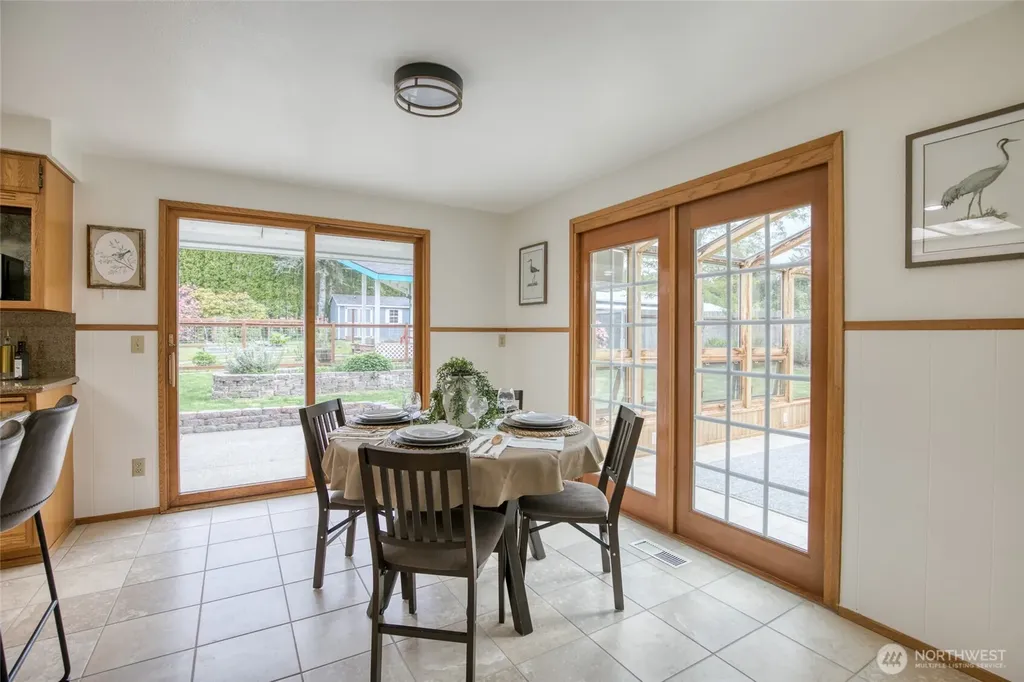 912 W Simpson Avenue Montesano WA 98563