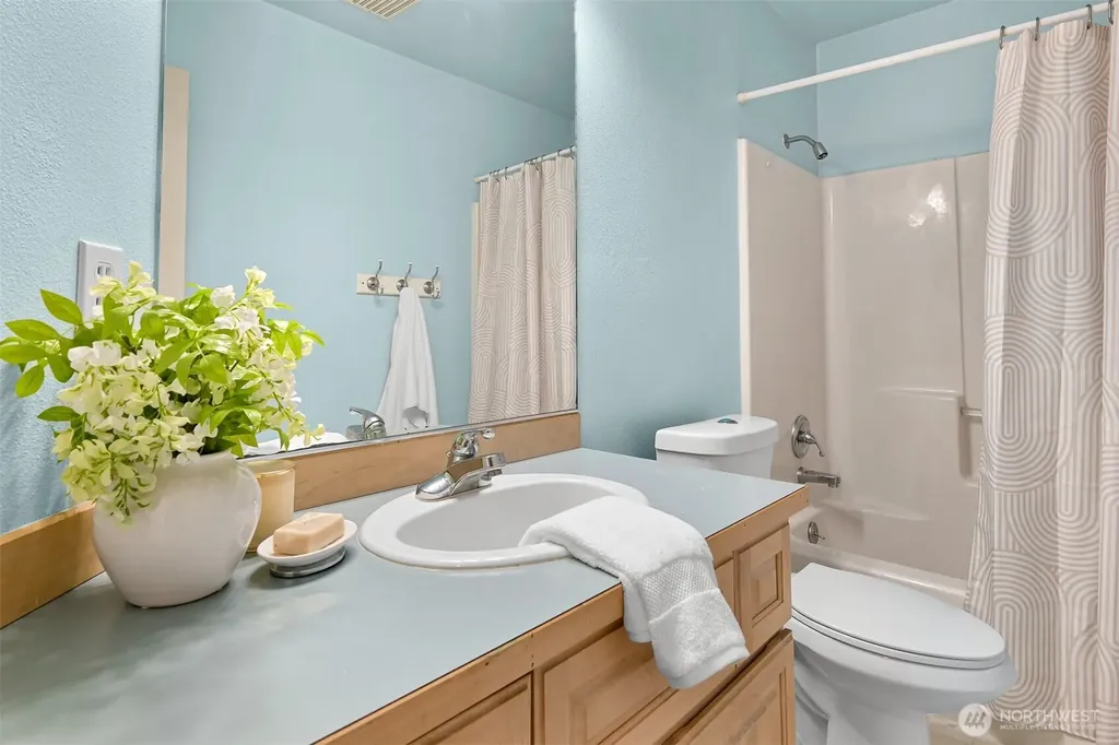 4410 San Juan Avenue Anacortes WA 98221