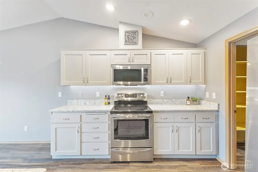 7313 164th Street E Puyallup WA 98375