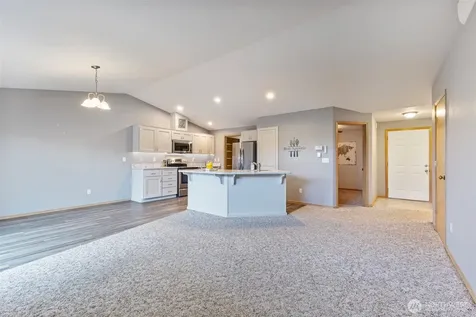 7313 164th Street E Puyallup WA 98375