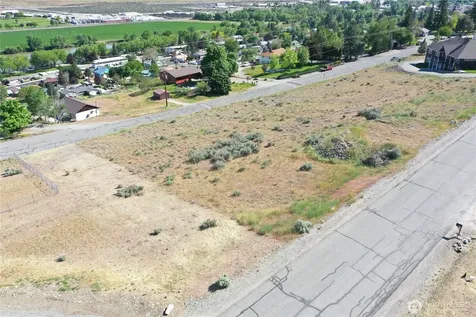 1308 Mansfield Drive Okanogan WA 98840