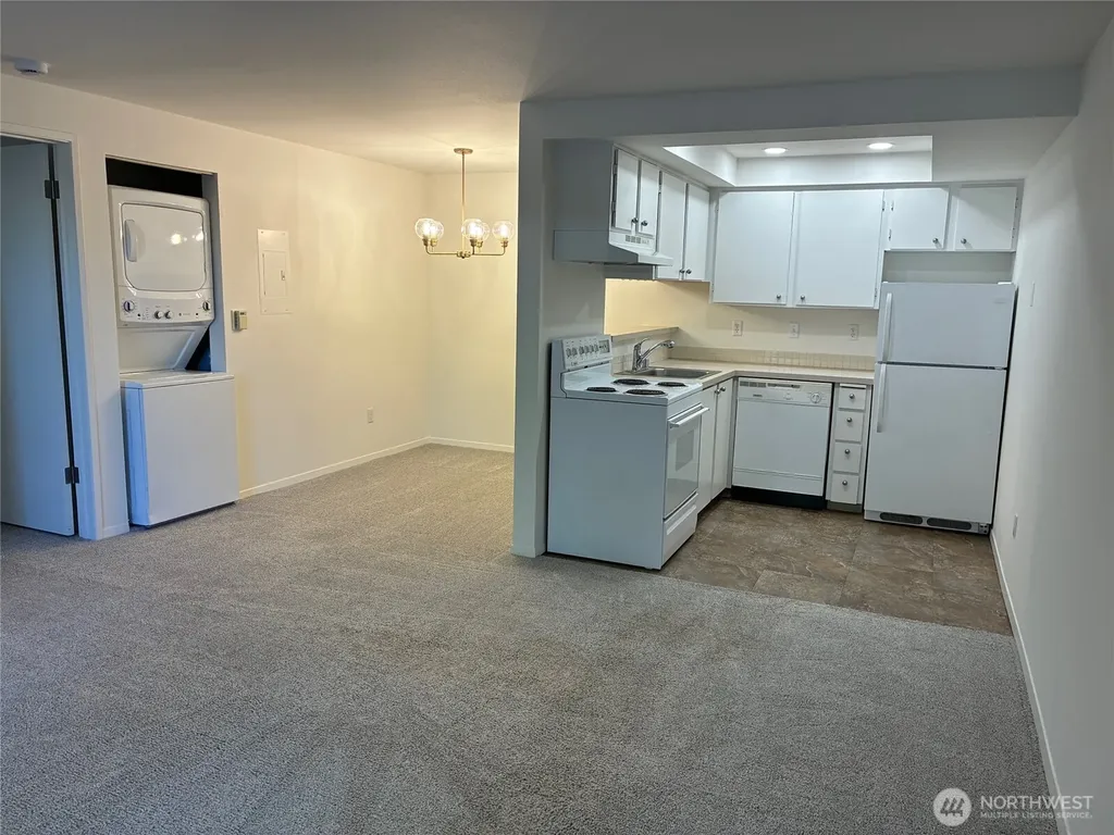 21301 52nd Avenue W Mountlake Terrace WA 98043