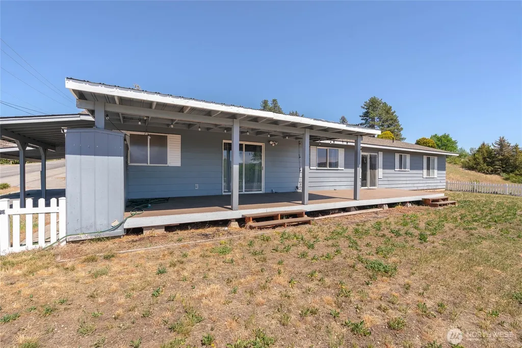 504 Ash Street Omak WA 98841