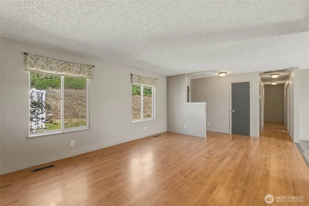 504 Ash Street Omak WA 98841
