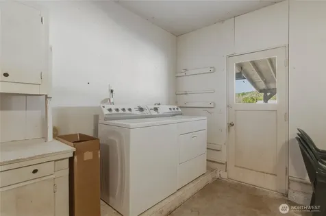 504 Ash Street Omak WA 98841