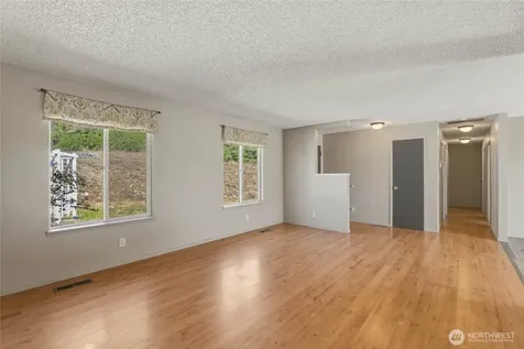 504 Ash Street Omak WA 98841