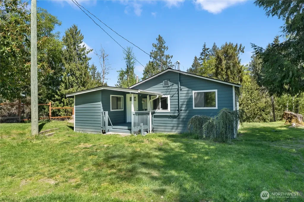 22504 Maple Drive NW Lakebay WA 98349