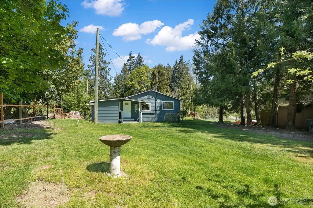 22504 Maple Drive NW Lakebay WA 98349