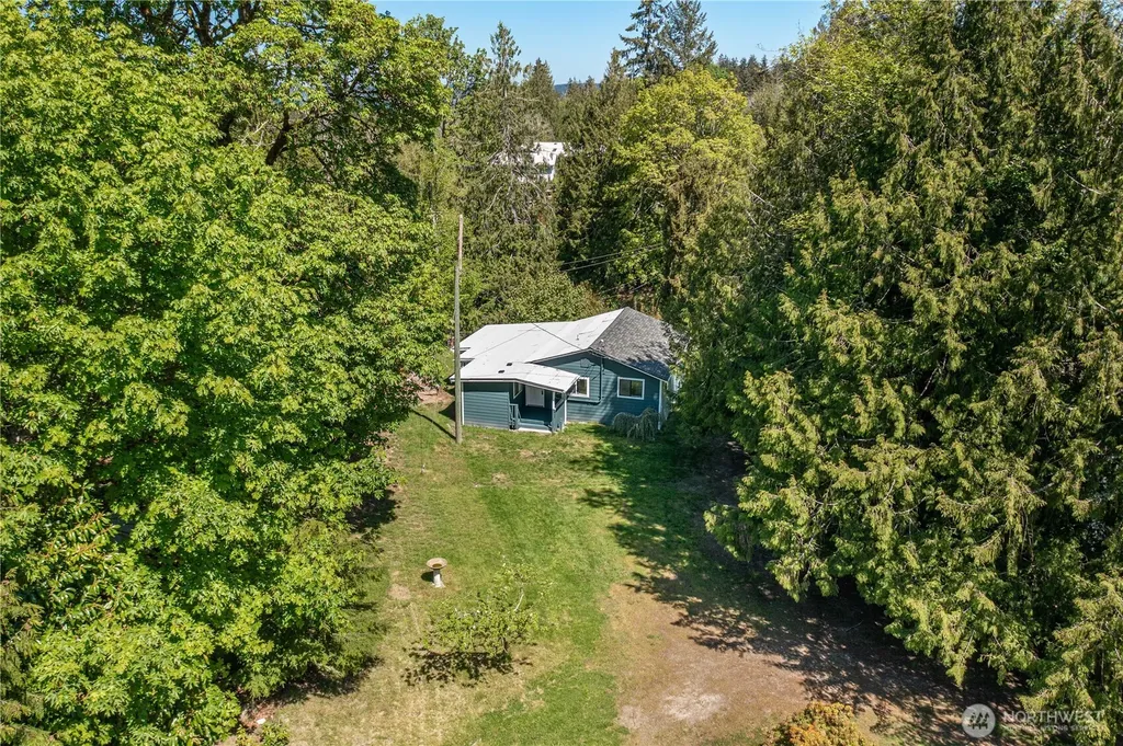 22504 Maple Drive NW Lakebay WA 98349