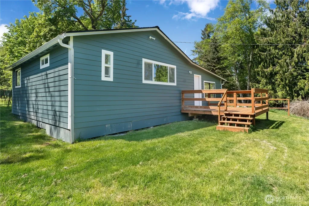 22504 Maple Drive NW Lakebay WA 98349