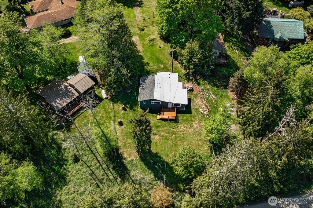 22504 Maple Drive NW Lakebay WA 98349