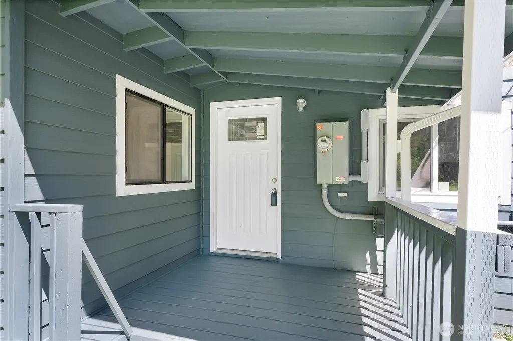 22504 Maple Drive NW Lakebay WA 98349