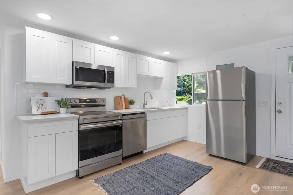 22504 Maple Drive NW Lakebay WA 98349