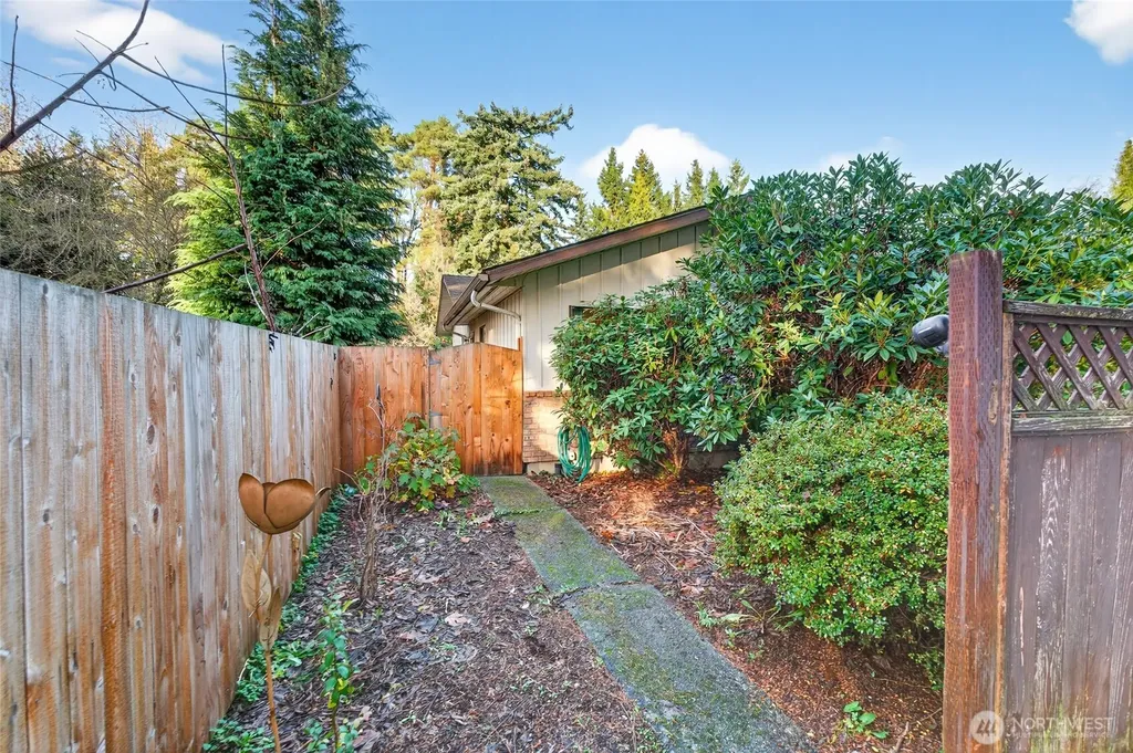 5331 Evergreen Drive Bellingham WA 98226