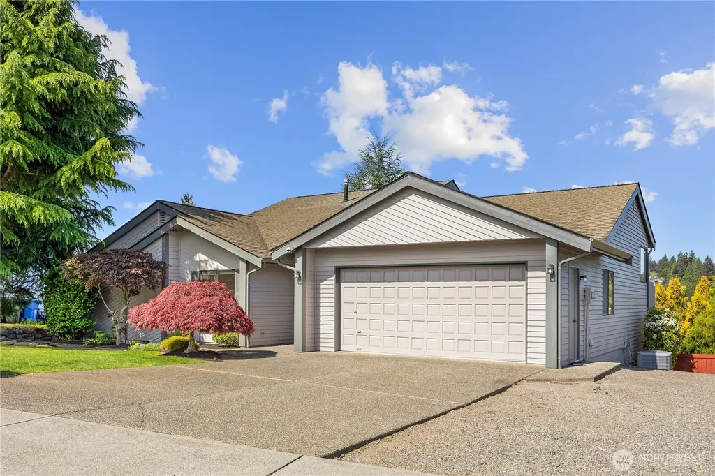 746 22nd Street SW Puyallup WA 98371