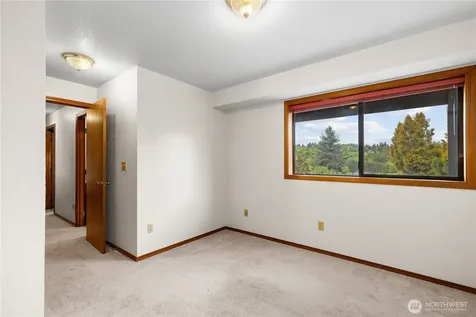 746 22nd Street SW Puyallup WA 98371