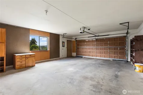 746 22nd Street SW Puyallup WA 98371