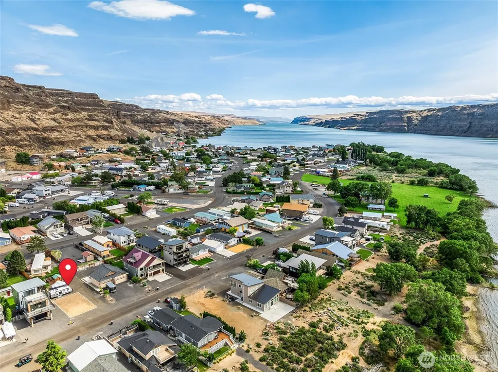 685 River Drive SW Quincy WA 98848