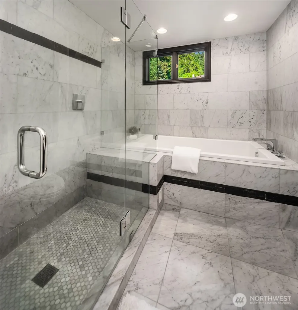 2640 SW 163rd Street Burien WA 98166