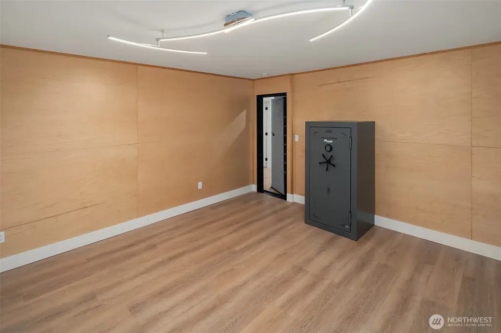 2640 SW 163rd Street Burien WA 98166