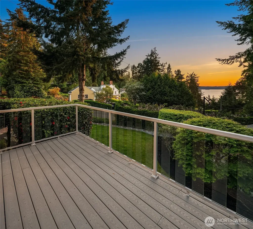 2640 SW 163rd Street Burien WA 98166
