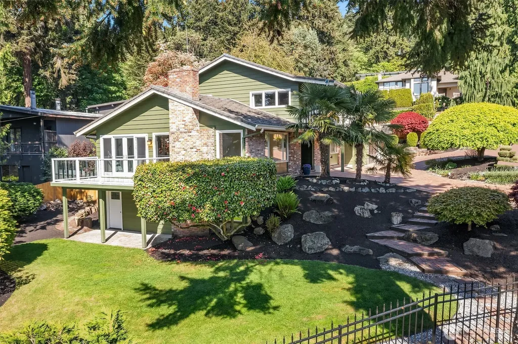 2640 SW 163rd Street Burien WA 98166