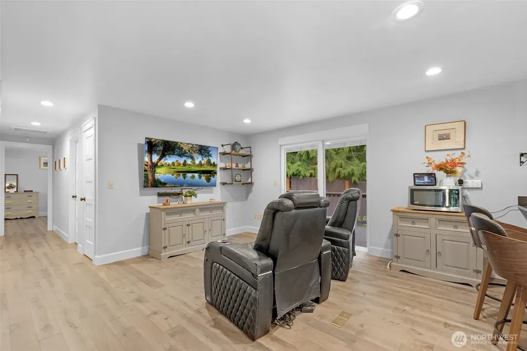 10414 SW 110th Street Vashon WA 98070