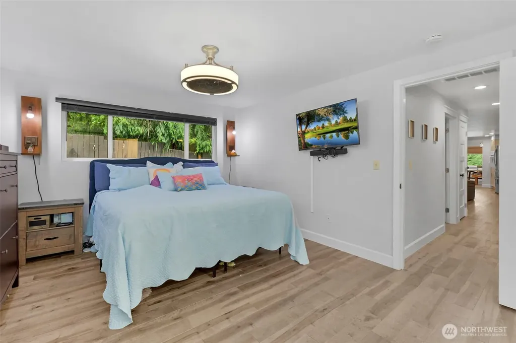 10414 SW 110th Street Vashon WA 98070