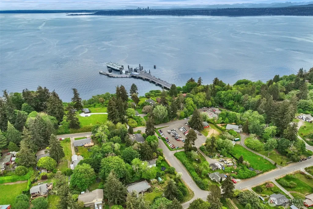 10414 SW 110th Street Vashon WA 98070