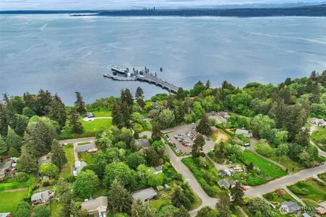 10414 SW 110th Street Vashon WA 98070