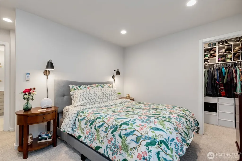 8015 Mary Avenue NW Seattle WA 98117