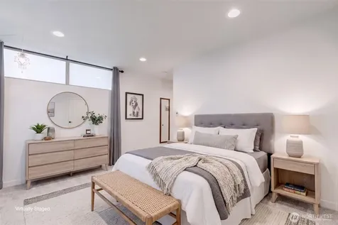 8015 Mary Avenue NW Seattle WA 98117