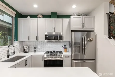 8015 Mary Avenue NW Seattle WA 98117