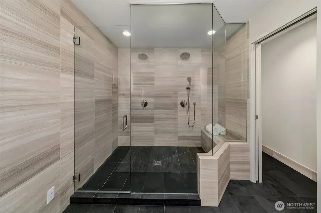 2400 Aurora Avenue N Seattle WA 98109